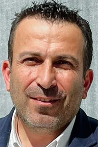 Στέφανος Παραστατίδης